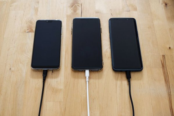 phones with best battery life uk 2026